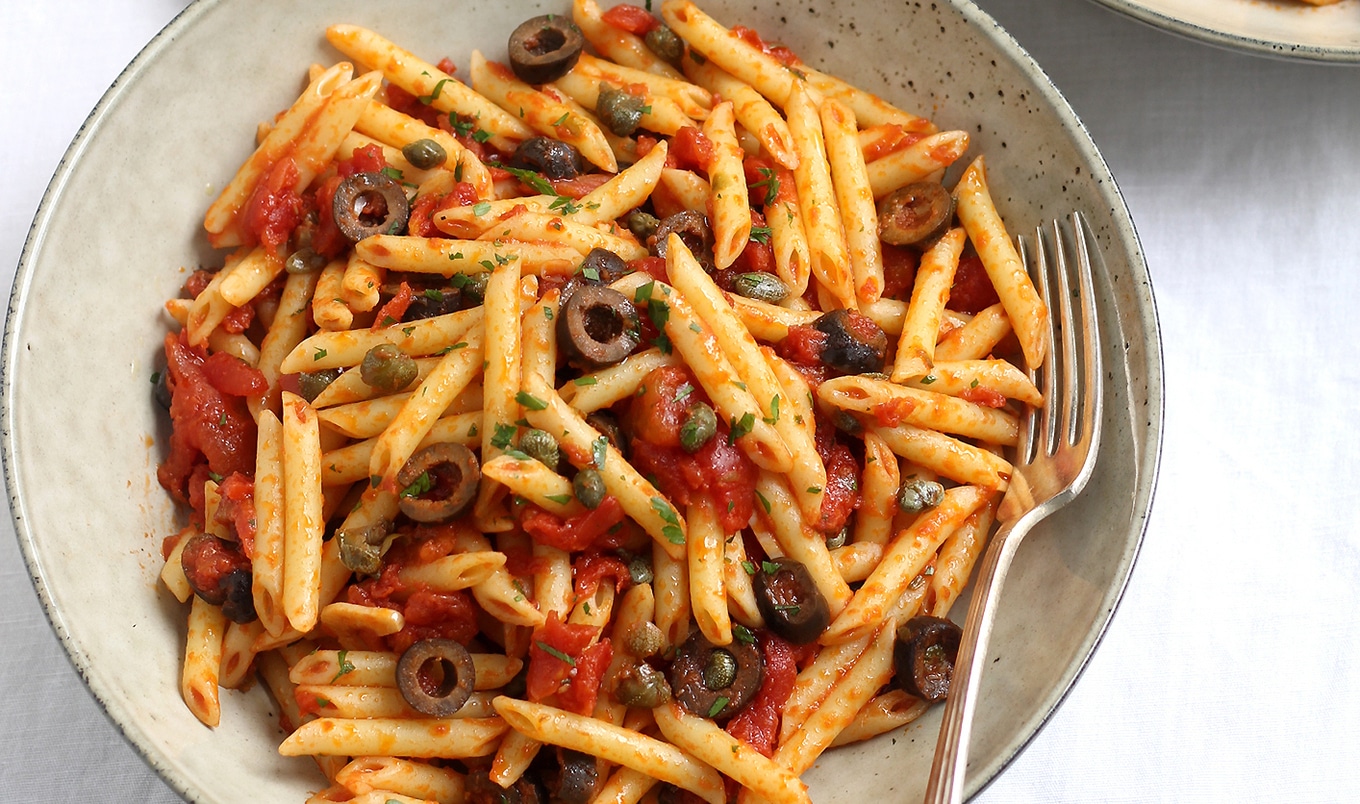Vegetarian Penne Puttanesca With Olives and Capers