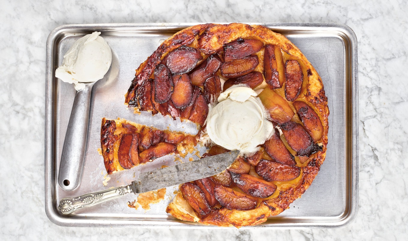 Super Simple Vegan Apple Tarte Tartin