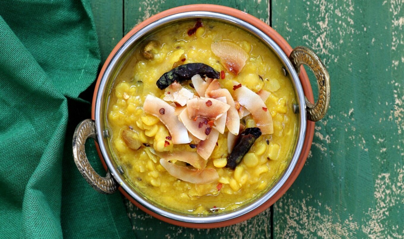 Split Pea Dal With Ginger and Coconut