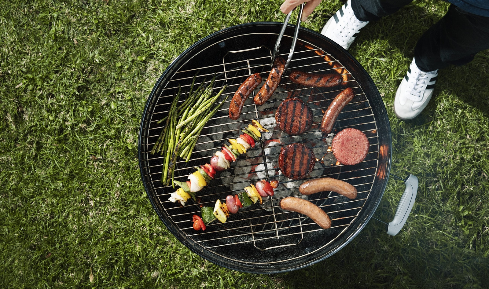 Our Favorite Grills for Plant-Based Barbecue Season
