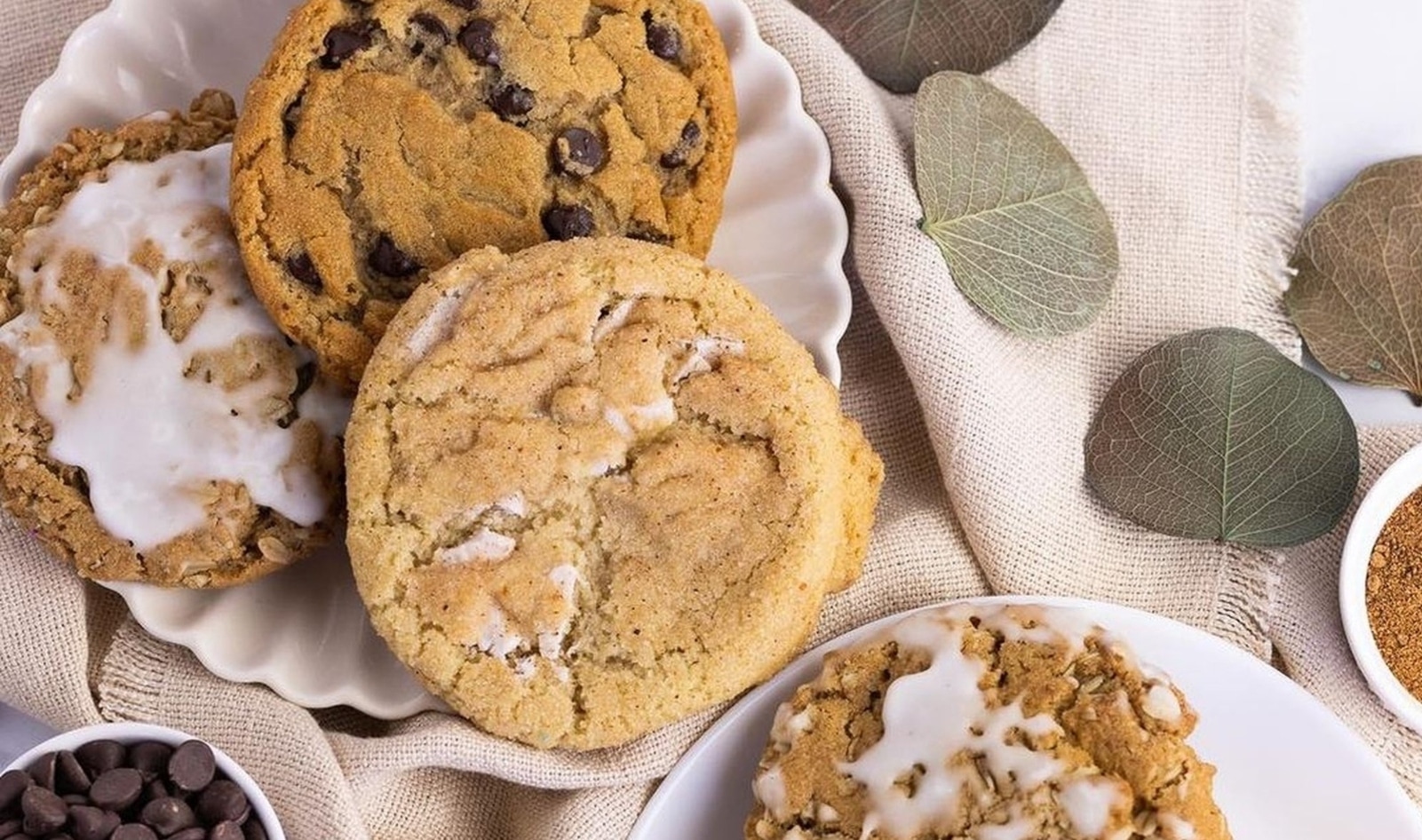 These Vegan Bakeries Deliver Fall-Flavored Cookies, Cakes, and Pies Straight to Your Door