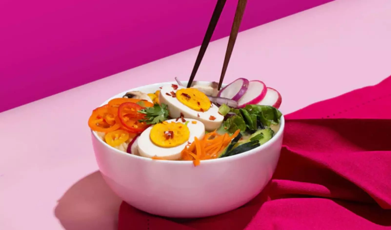 The Ultimate Vegan Ramen Guide: The Best Restaurants Plus Easy-to-Make Recipes<br>