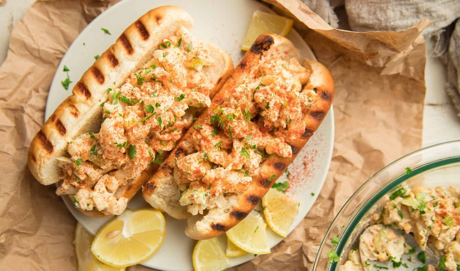 These Vegan Lobster Rolls Pack All of the Flavor—No Lobster Required