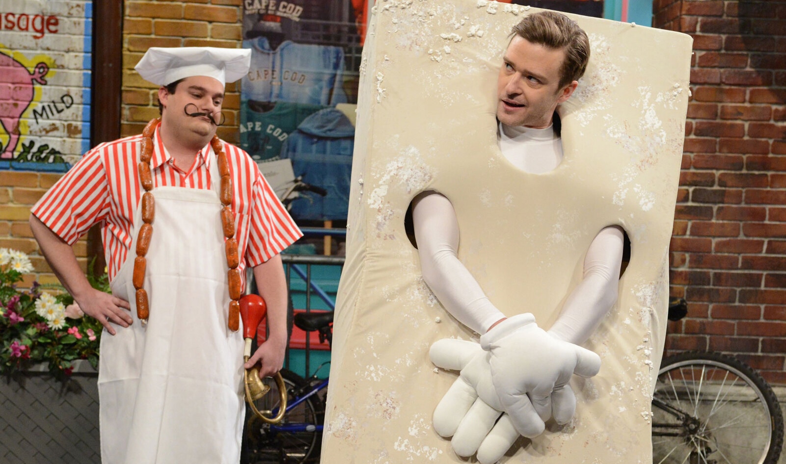 50 Years of SNL’s Funniest Food Moments, From Schweddy Balls to Veganville
