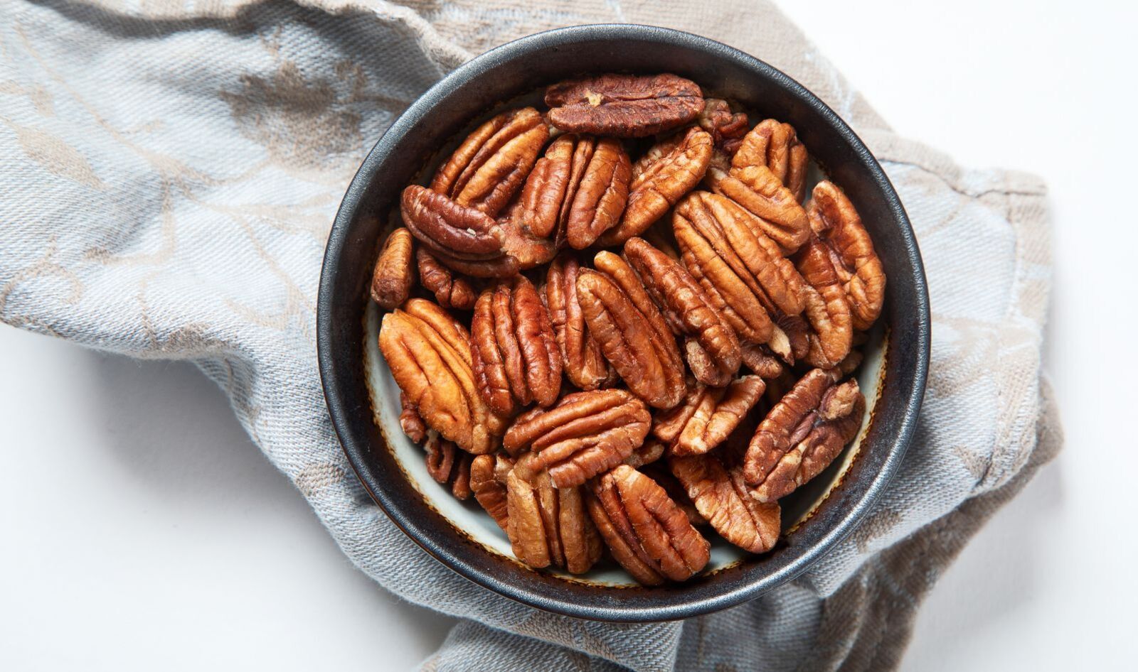 Pecans Are the Perfect Heart-Healthy Snack Choice